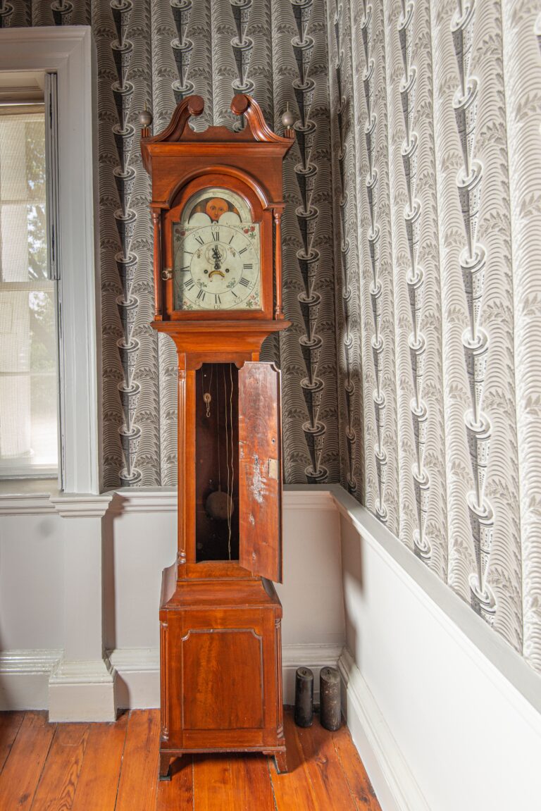 【Historia】 Amazon.com: Seiko Wall Pendulum Schoolhouse Clock Dark Brown